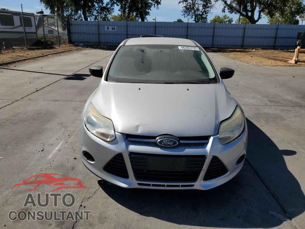 FORD FOCUS 2013 - 1FADP3E27DL201297