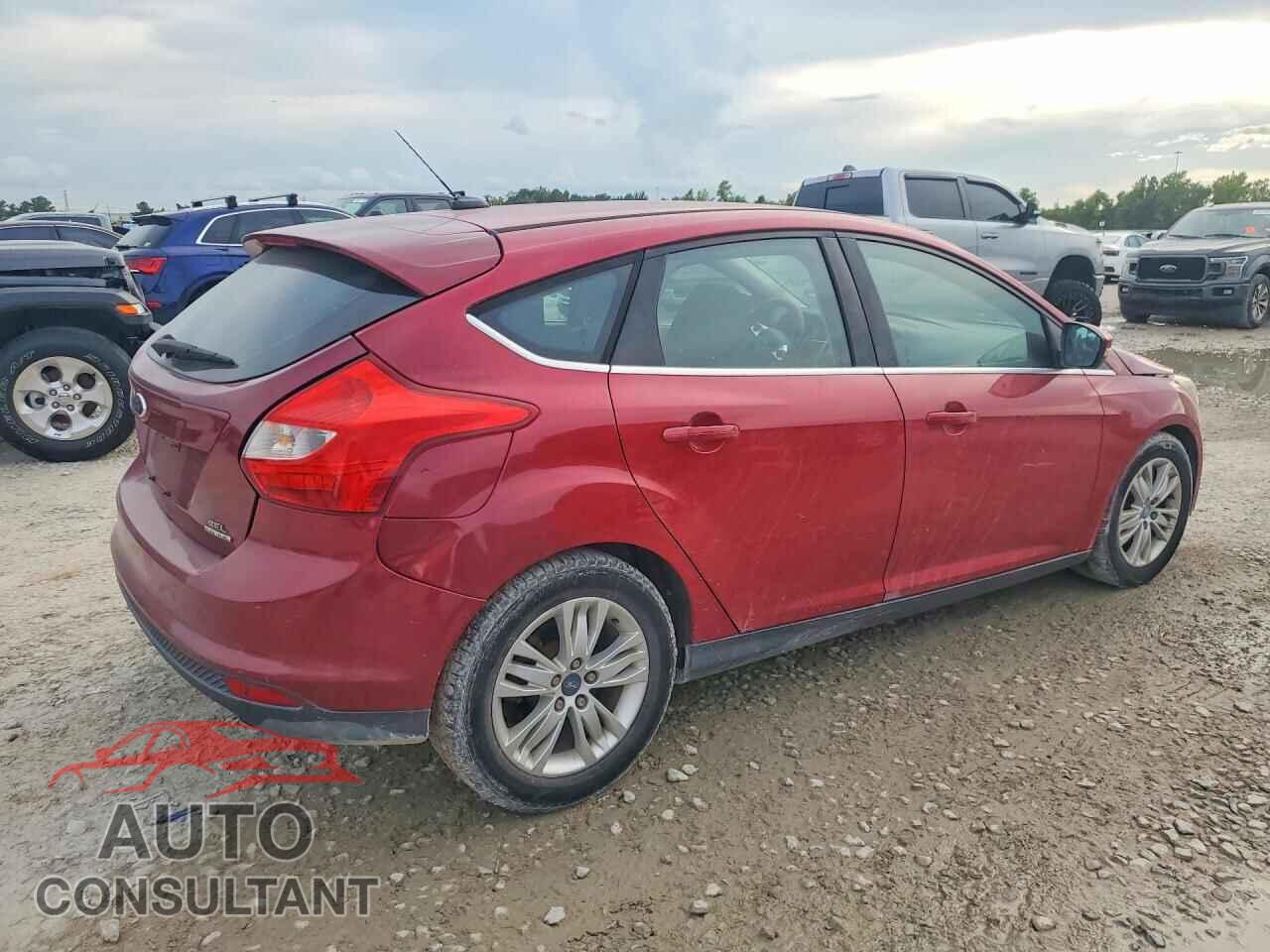 FORD FOCUS 2012 - 1FAHP3M20CL466290