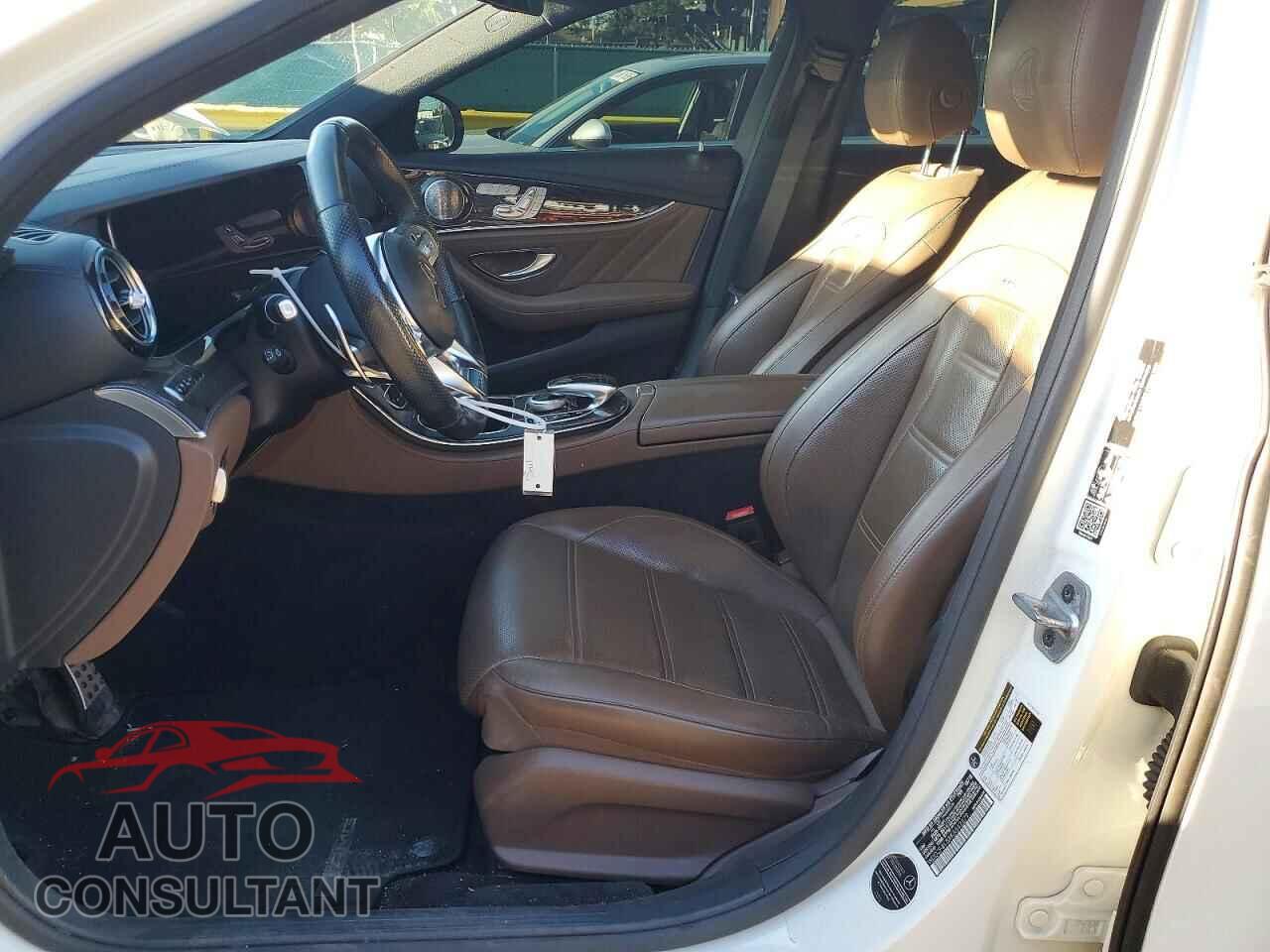 MERCEDES-BENZ E-CLASS 2019 - WDDZF8KB8KA562279