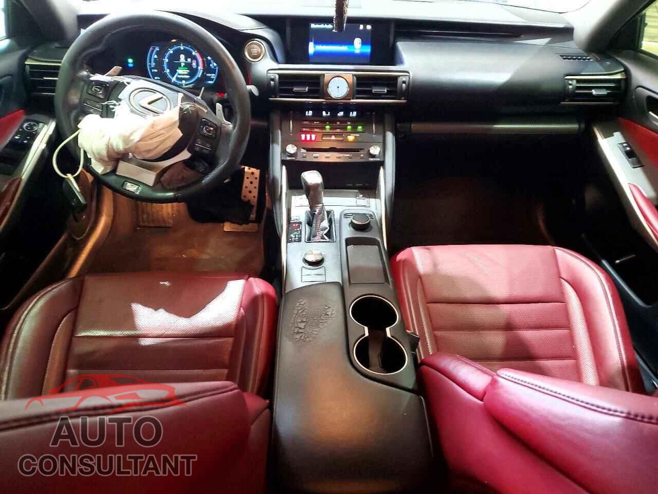 LEXUS IS 2017 - JTHBA1D23H5054560