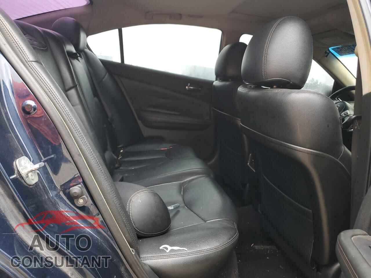 NISSAN MAXIMA 2011 - 1N4AA5AP2BC803930