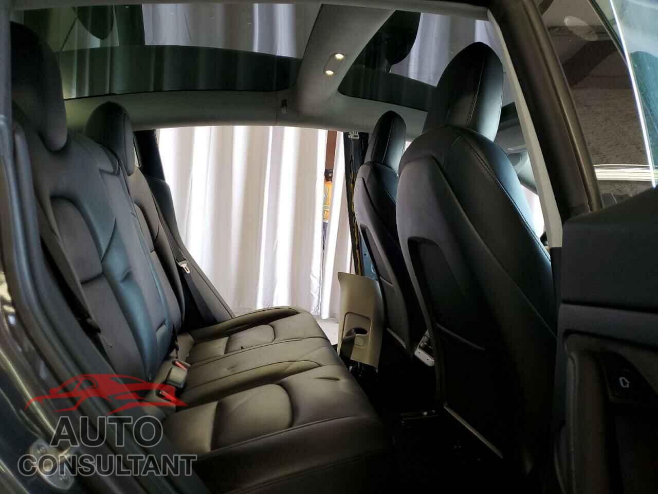 TESLA MODEL 3 2023 - 5YJ3E1EA8PF452280