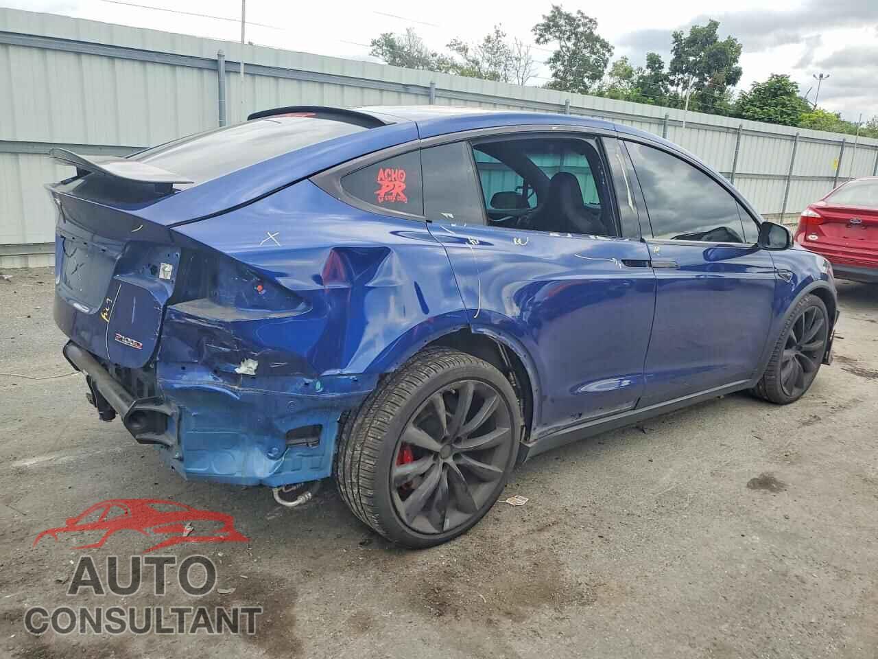 TESLA MODEL X 2016 - 5YJXCAE40GF019697