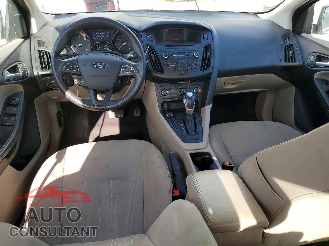 FORD FOCUS 2016 - 1FADP3F24GL285453