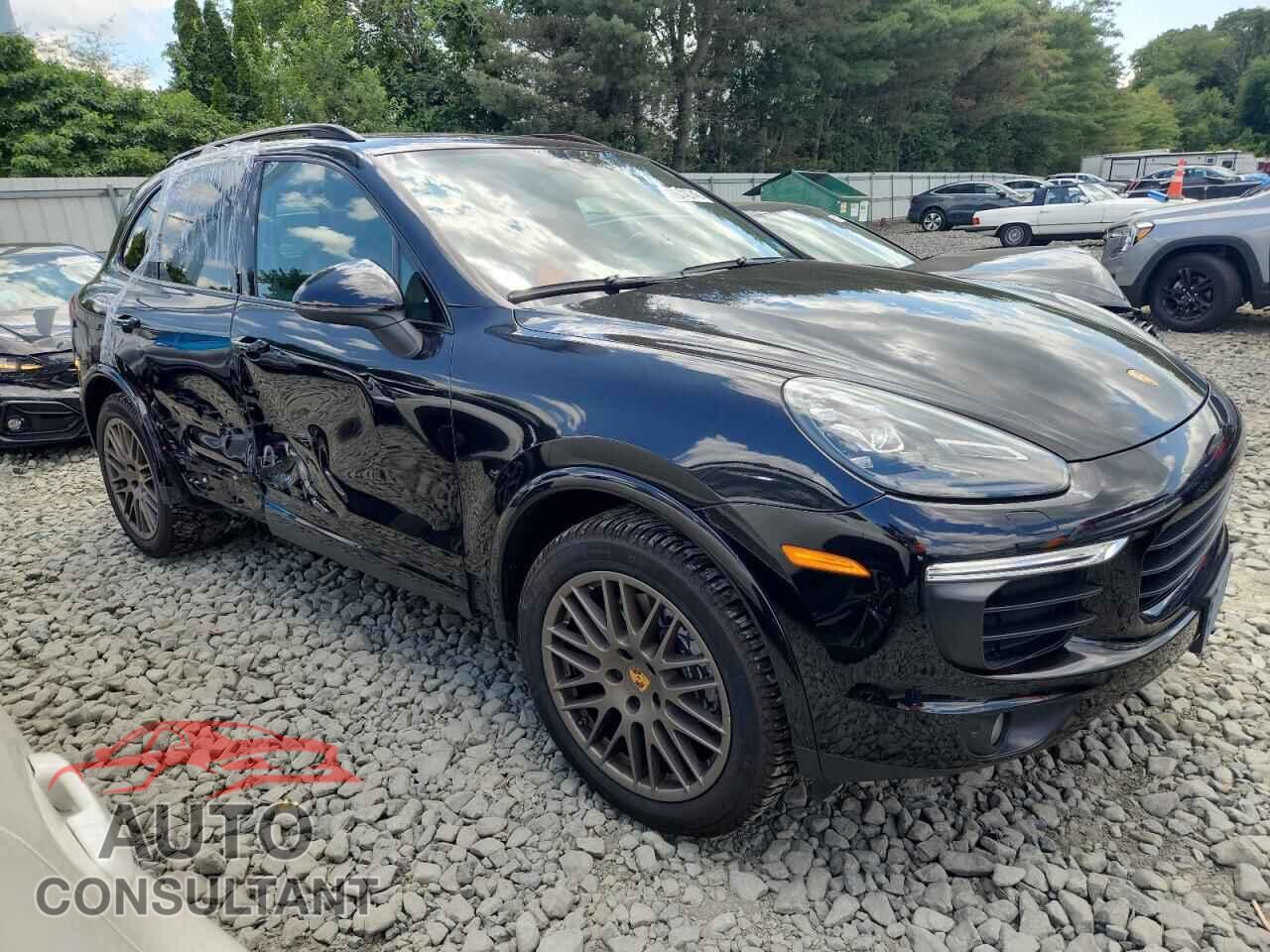 PORSCHE CAYENNE 2017 - WP1AA2A23HKA84715