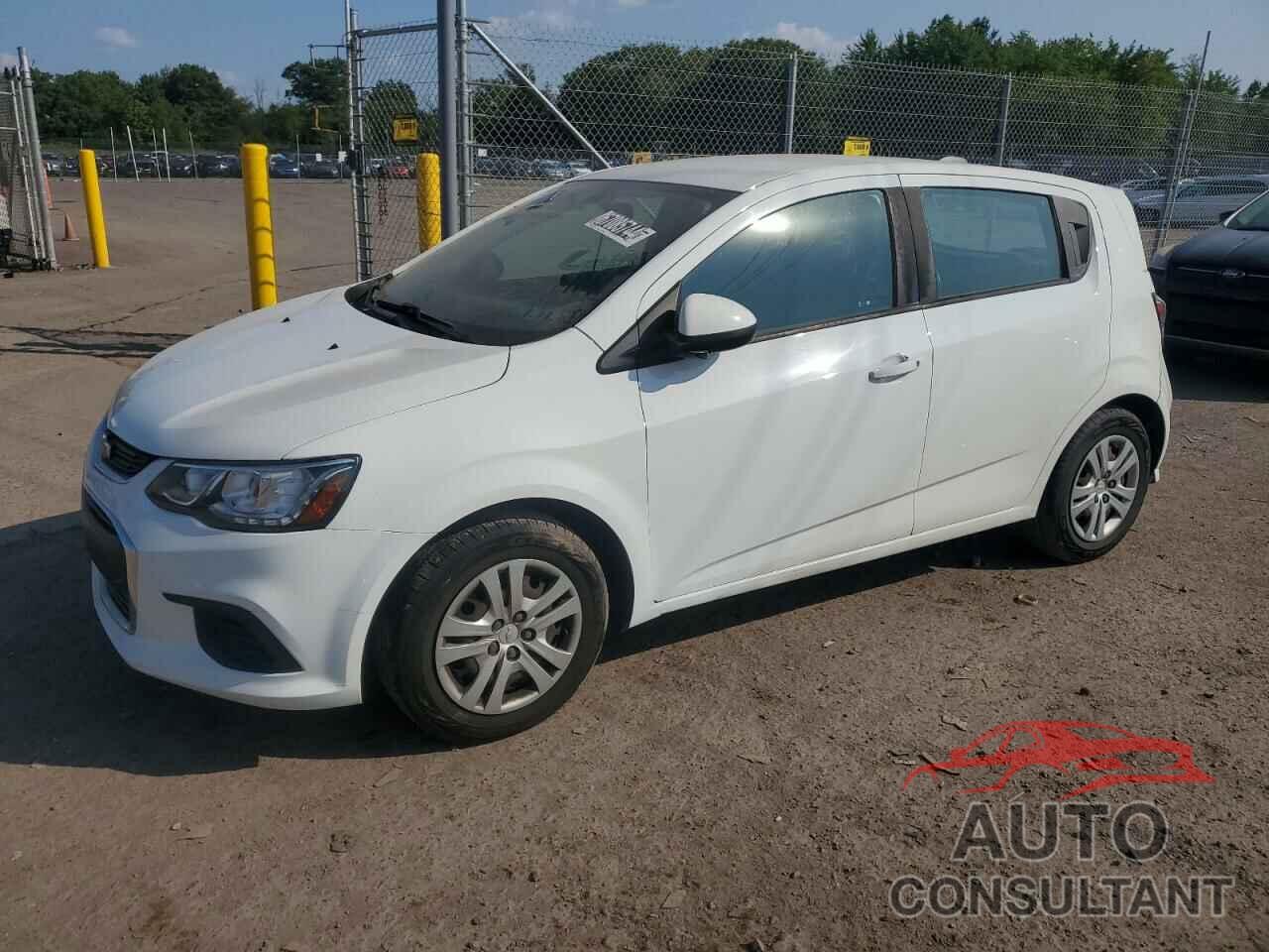 CHEVROLET SONIC 2019 - 1G1JG6SBXK4142331