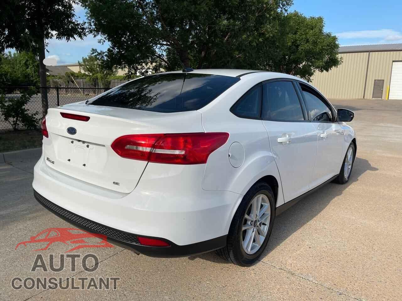FORD FOCUS 2017 - 1FADP3F25HL276679