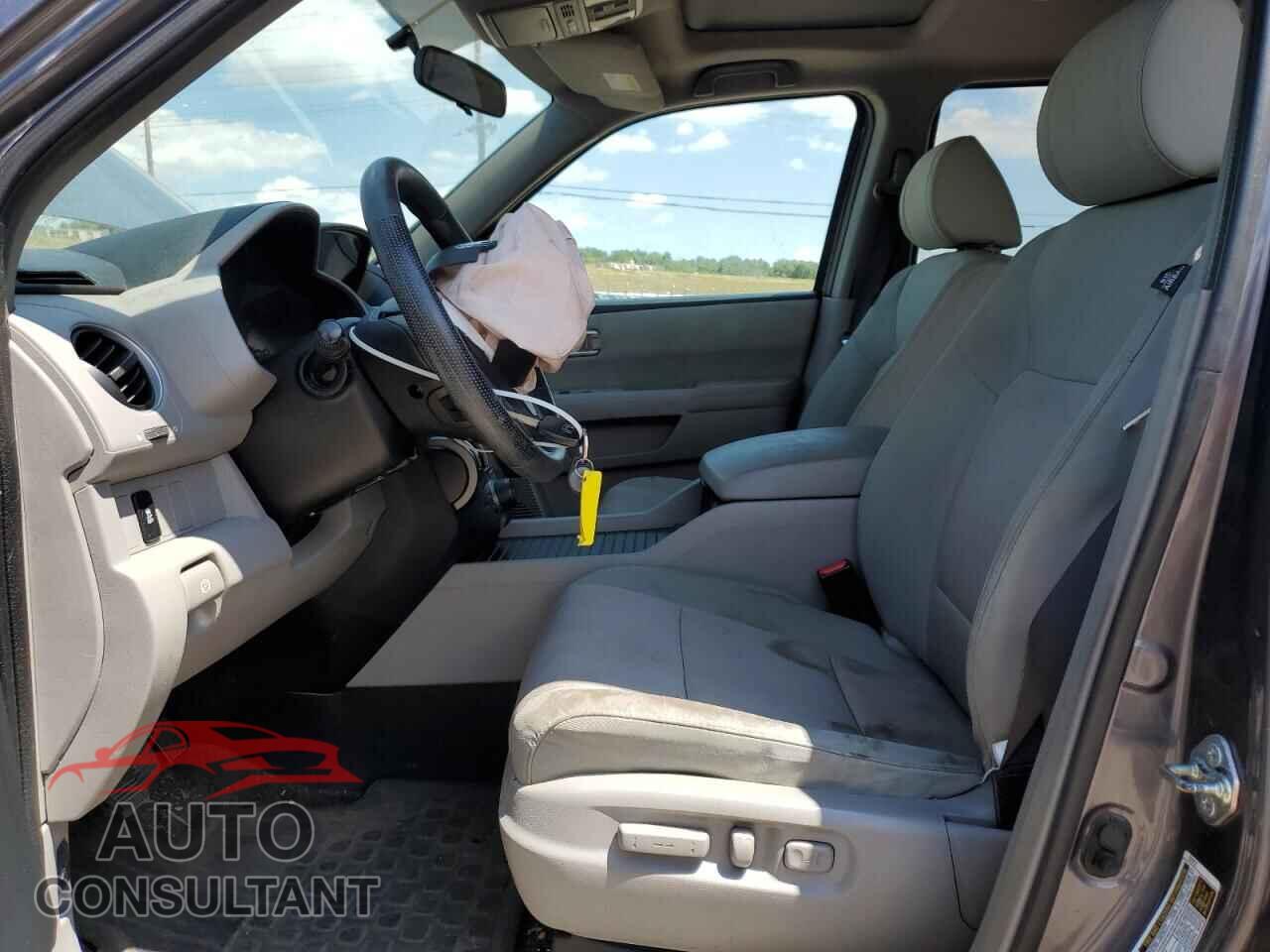 HONDA PILOT 2015 - 5FNYF4H38FB076793