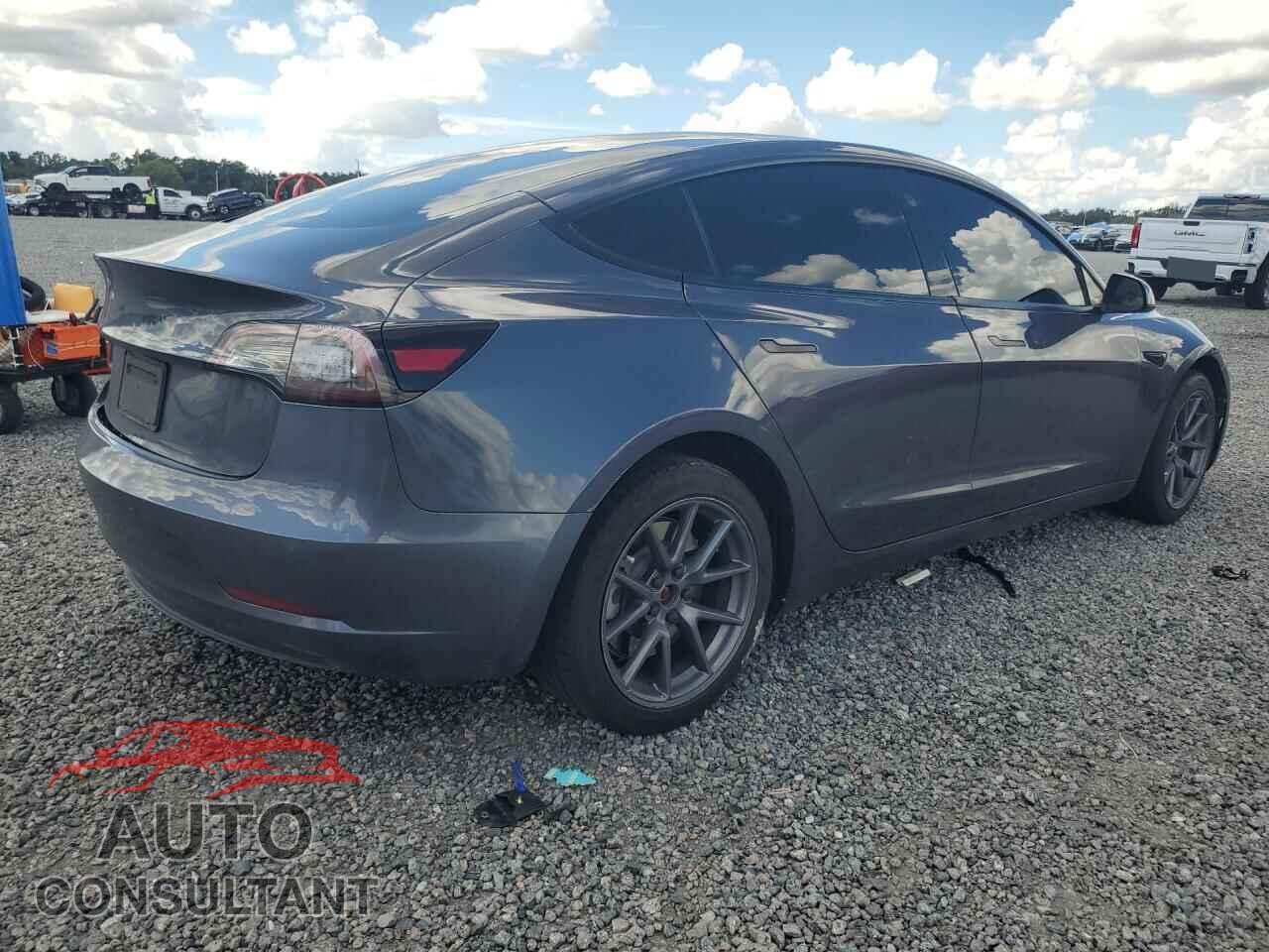 TESLA MODEL 3 2021 - 5YJ3E1EA4MF087642
