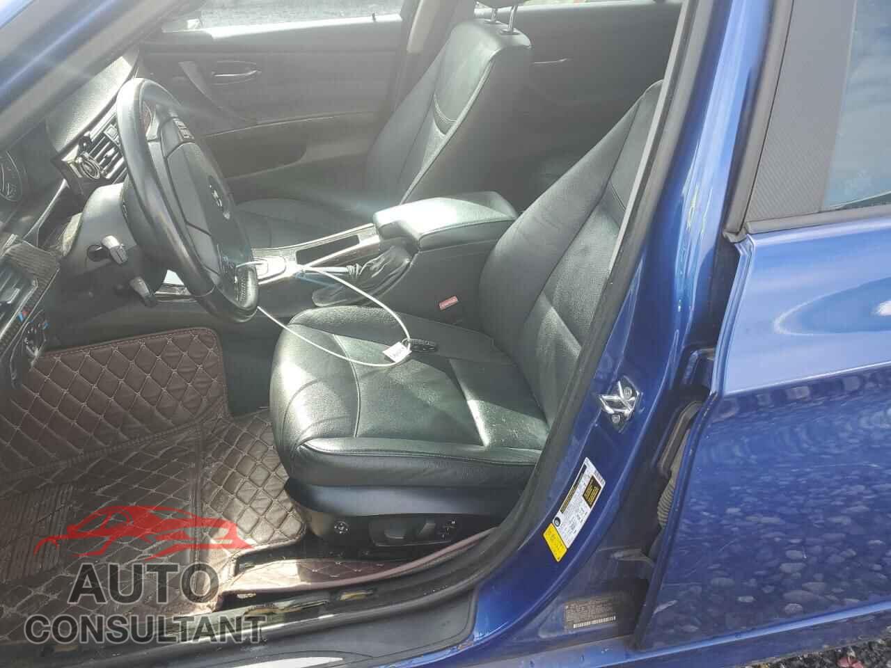 BMW 3 SERIES 2009 - WBAPH77539NM29146