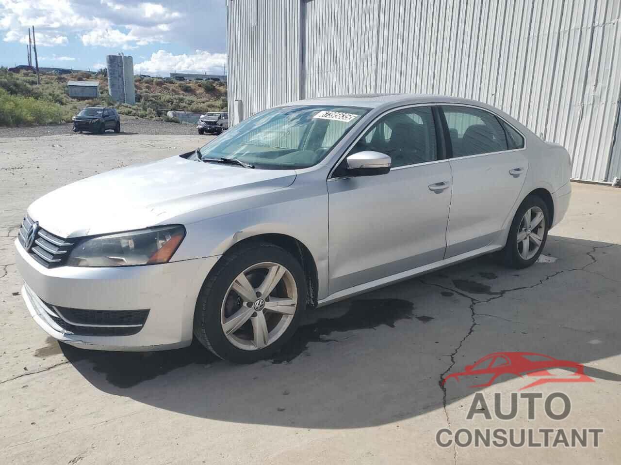VOLKSWAGEN PASSAT 2013 - 1VWBP7A34DC056384