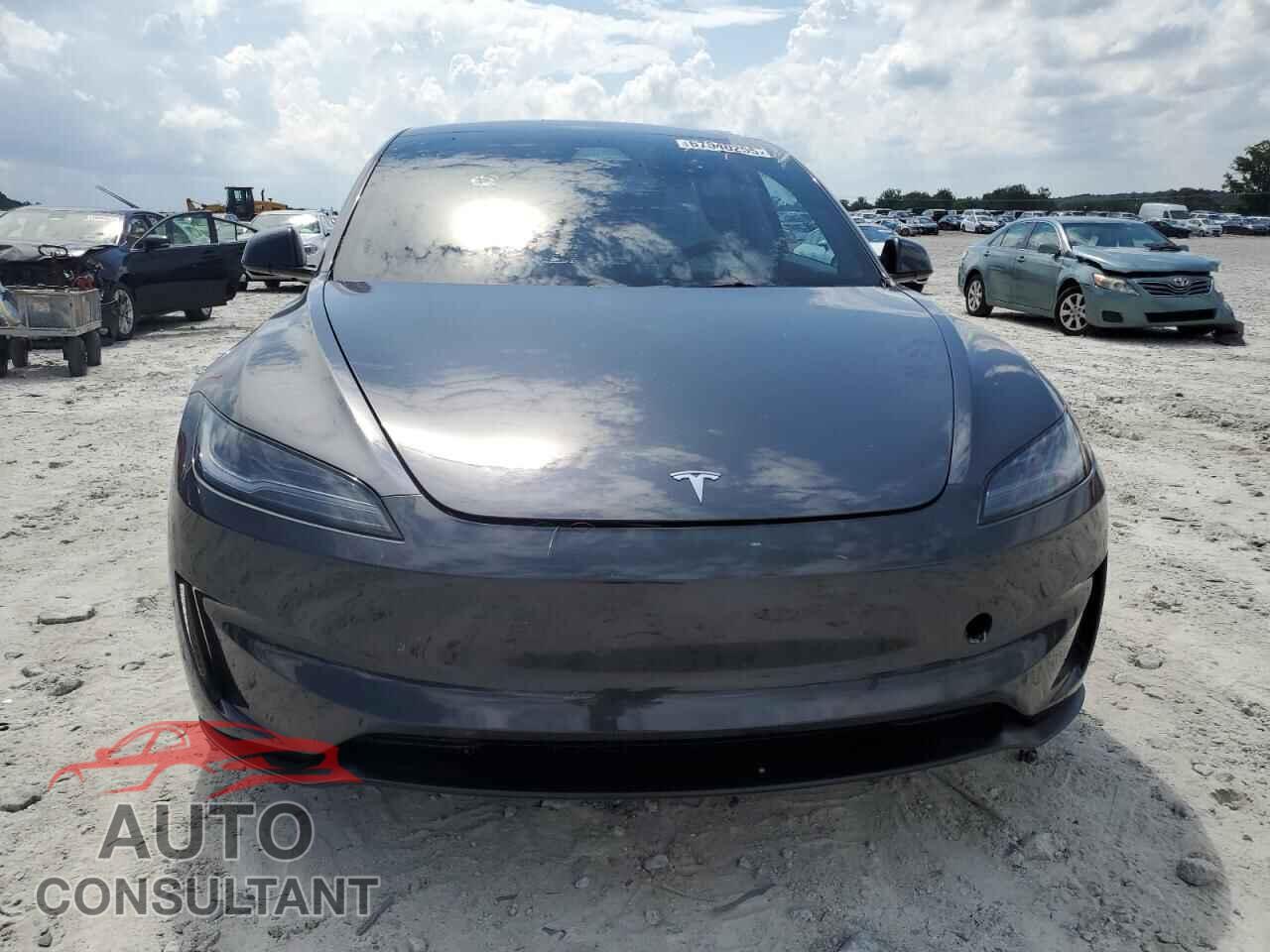 TESLA MODEL 3 2024 - 5YJ3E1ETXRF841622