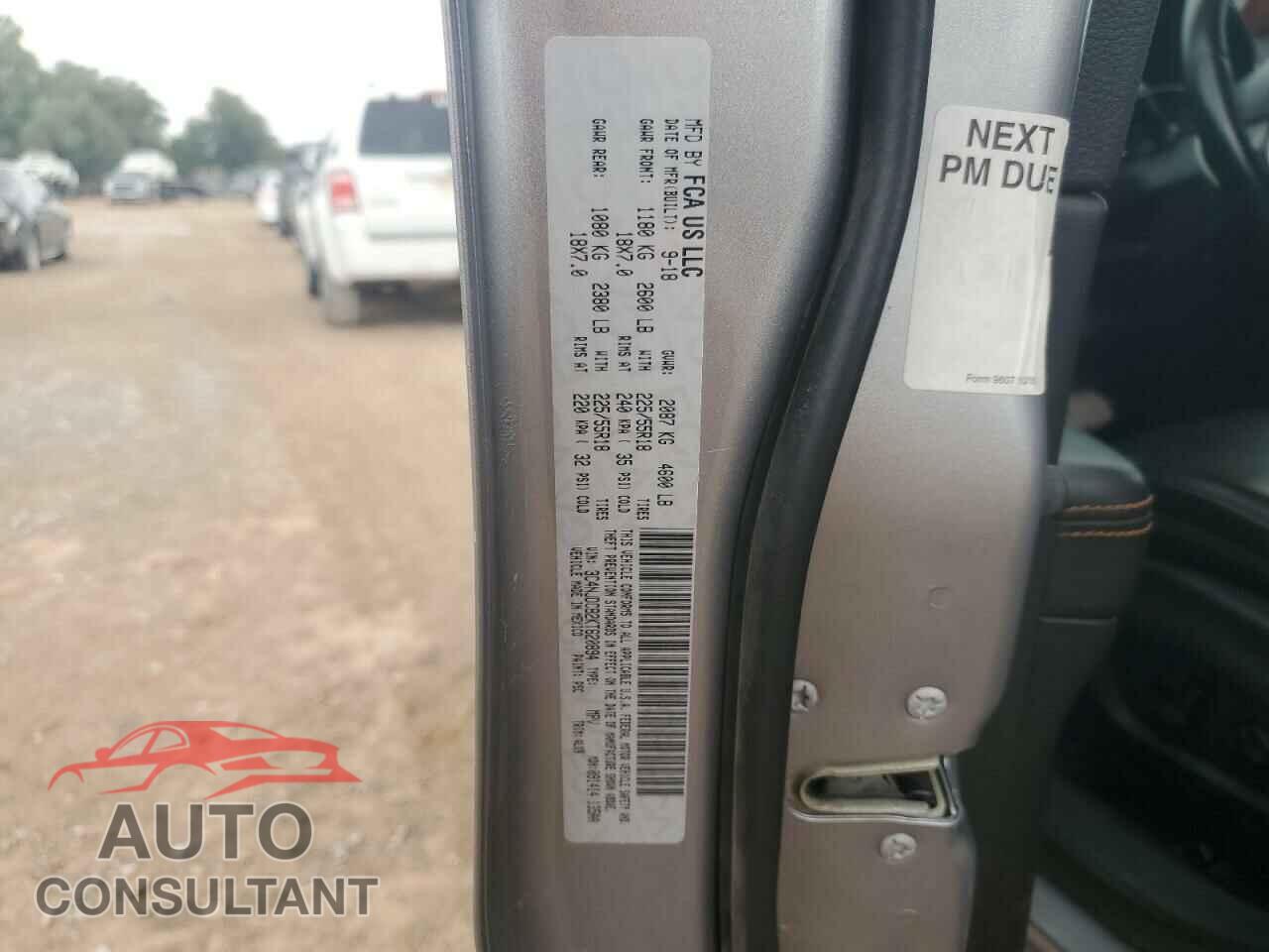 JEEP COMPASS 2019 - 3C4NJDCB2KT620894
