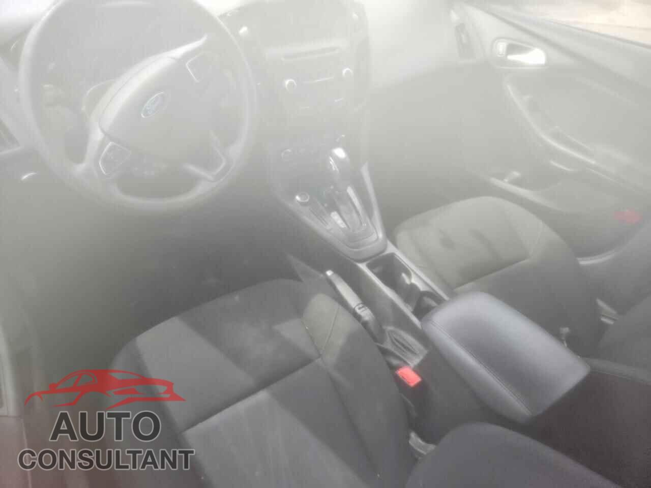 FORD FOCUS 2016 - 1FADP3F24GL212051