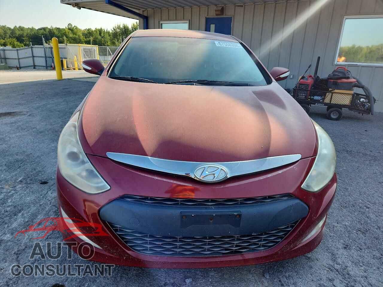 HYUNDAI SONATA 2012 - KMHEC4A48CA037751