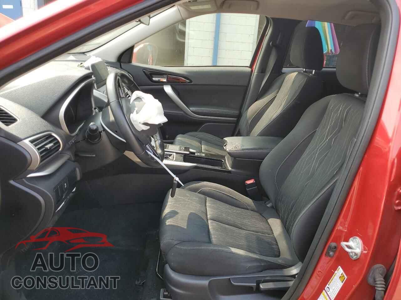 MITSUBISHI ECLIPSE 2018 - JA4AT5AA2JZ069781