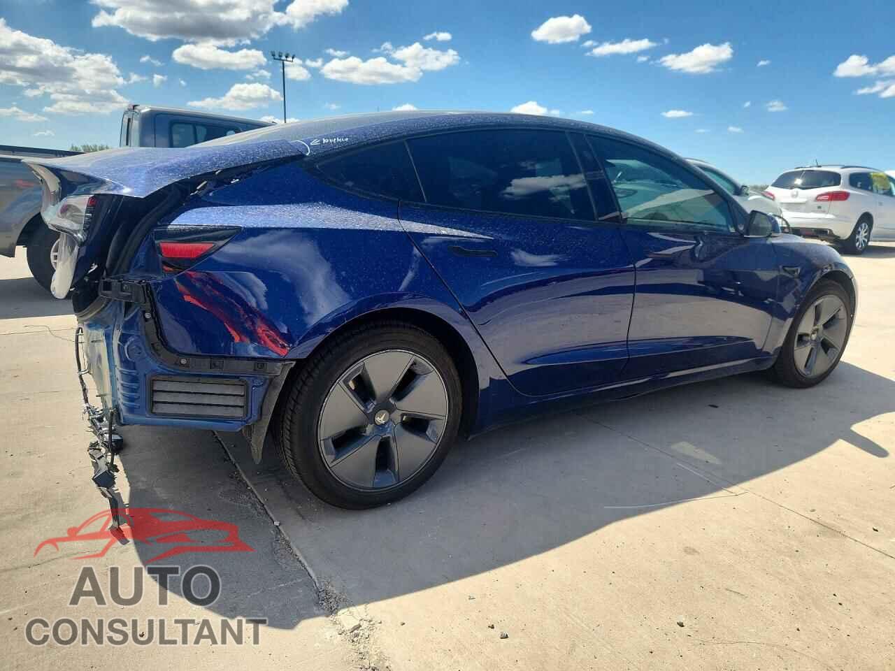 TESLA MODEL 3 2023 - 5YJ3E1EAXPF686842