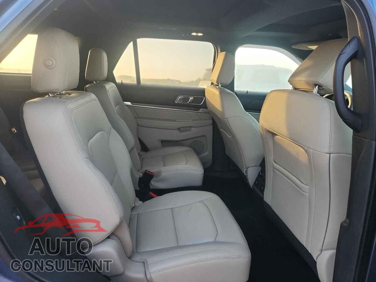 FORD EXPLORER 2018 - 1FM5K7F84JGB03710