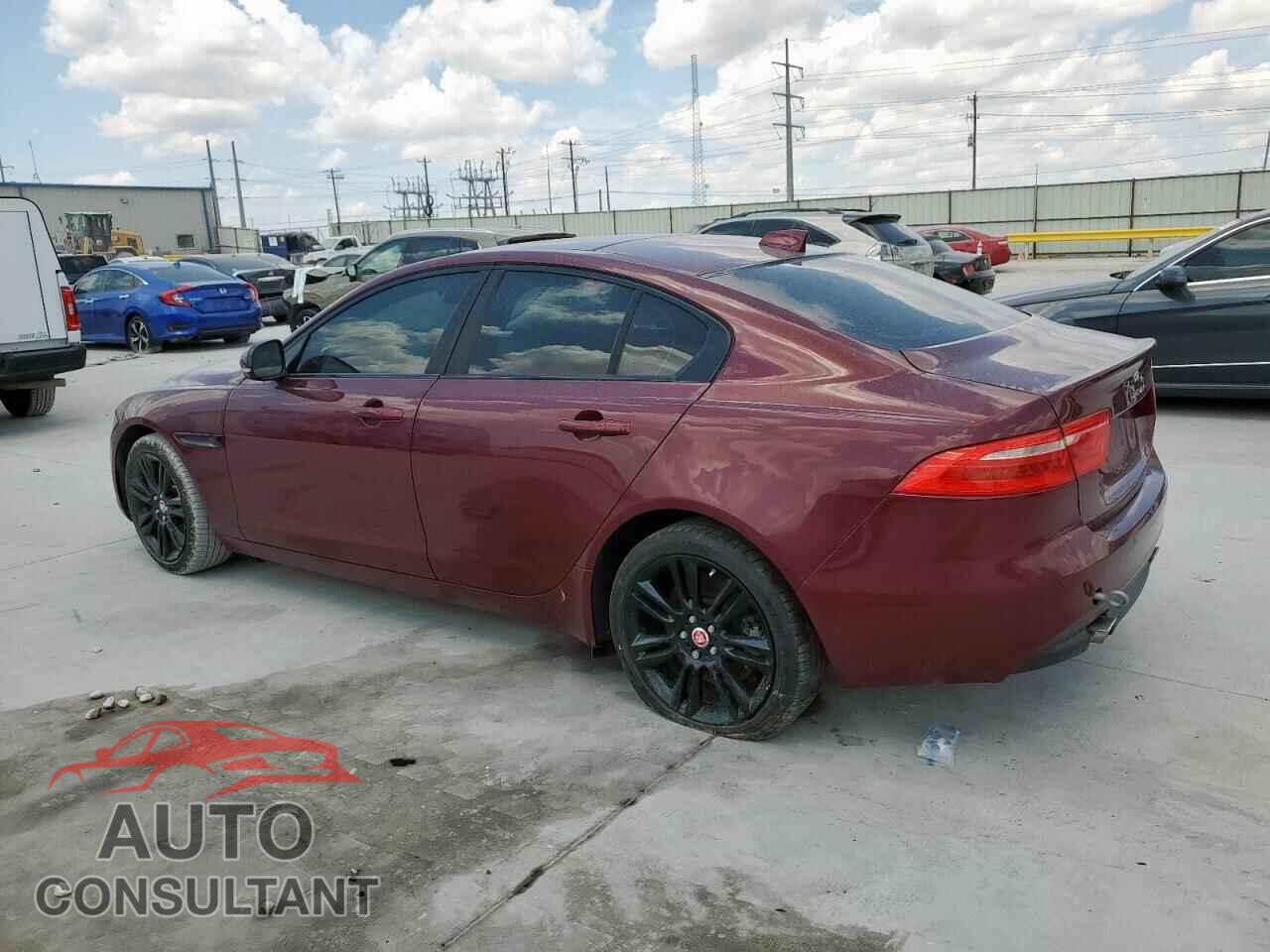 JAGUAR XE 2017 - SAJAE4BG4HA957701
