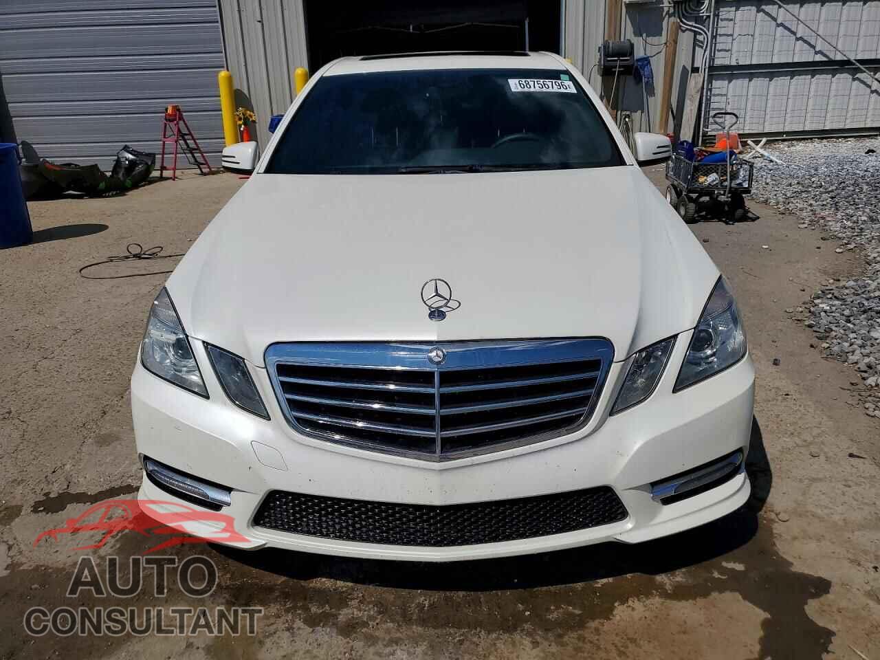 MERCEDES-BENZ E-CLASS 2013 - WDDHF5KB1DA722421