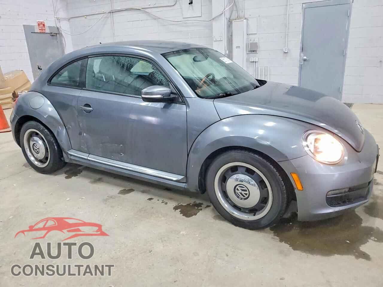 VOLKSWAGEN BEETLE 2012 - 3VWJP7AT3CM647251