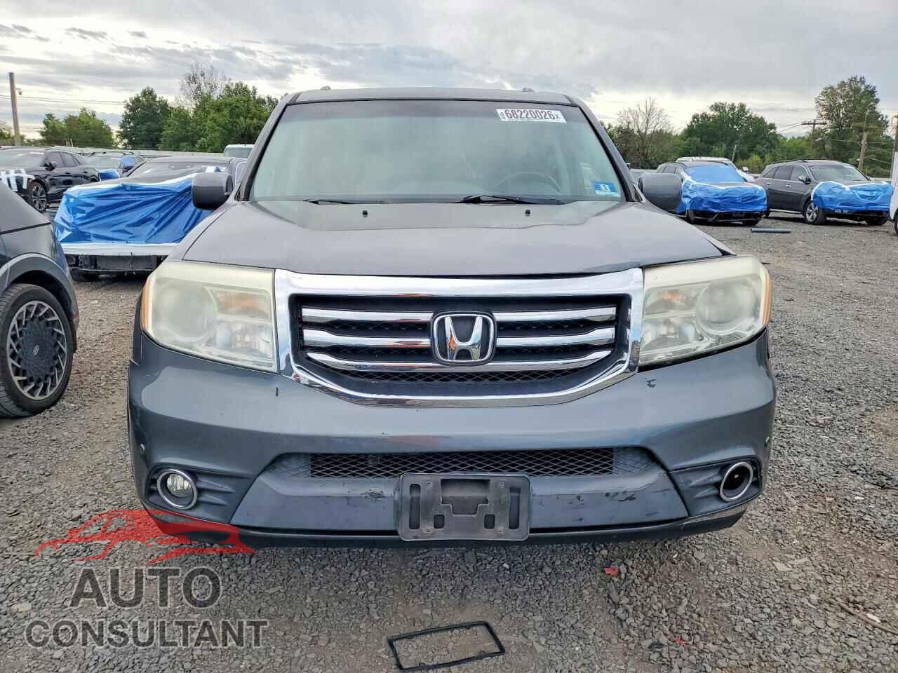 HONDA PILOT 2012 - 5FNYF4H99CB034147