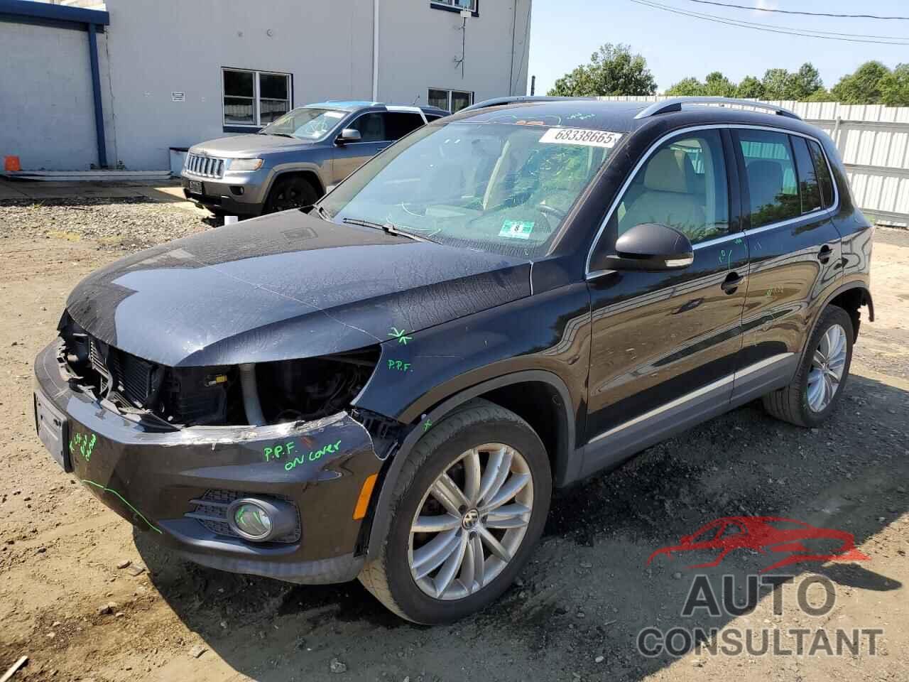 VOLKSWAGEN TIGUAN 2012 - WVGBV7AX0CW510408