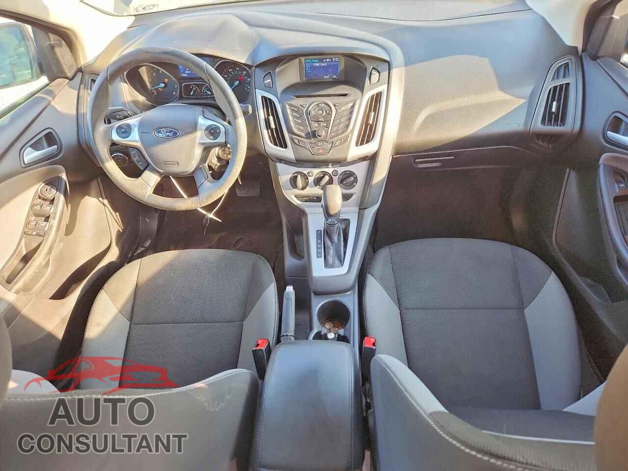 FORD FOCUS 2014 - 1FADP3F23EL233468