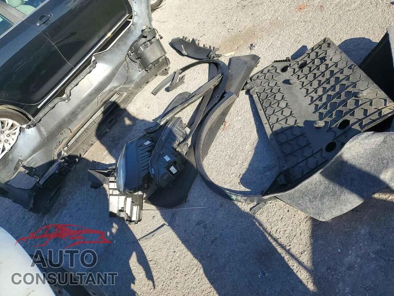 TESLA MODEL X 2019 - 5YJXCBE24KF193172