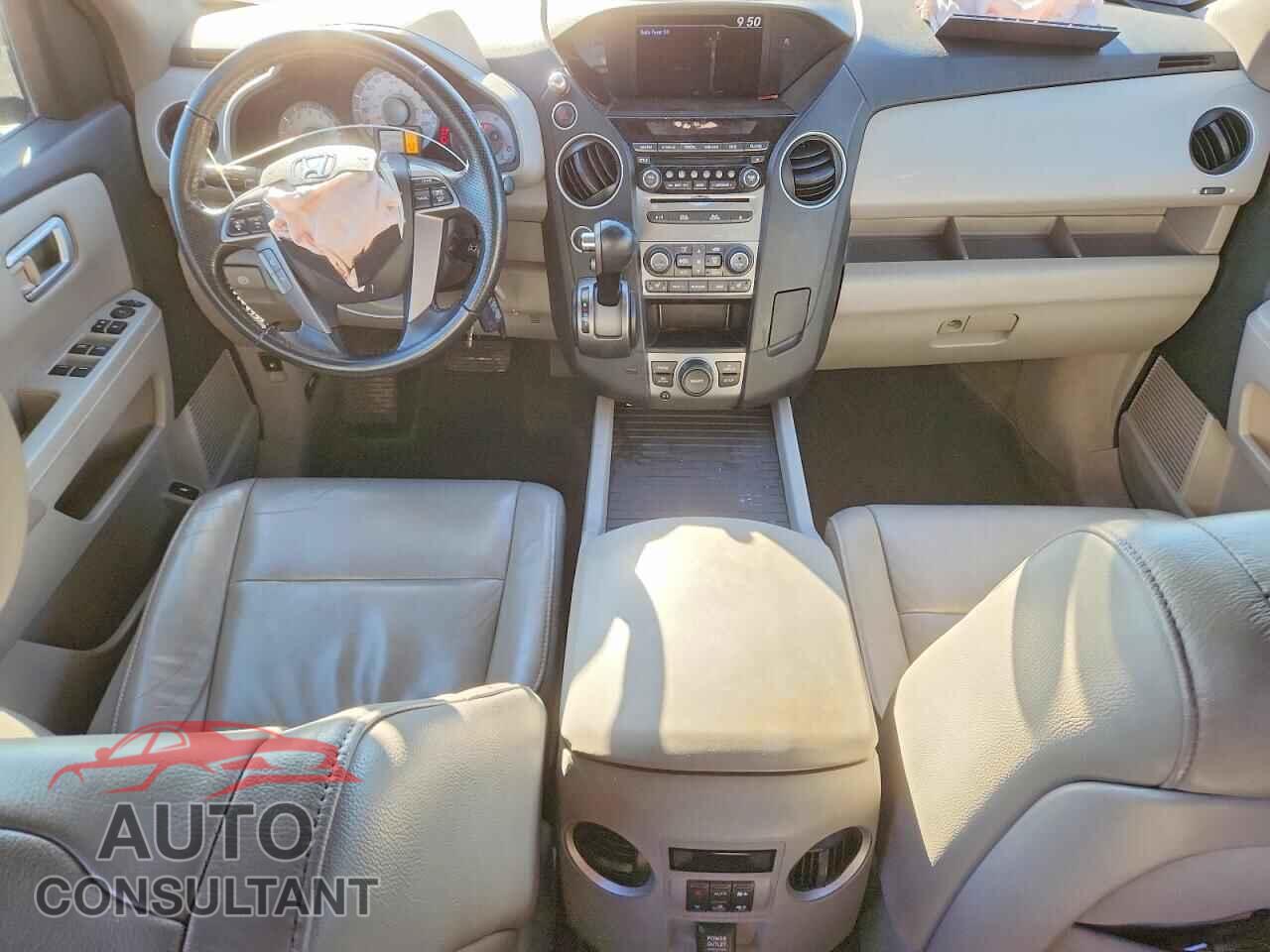 HONDA PILOT 2015 - 5FNYF4H63FB502254