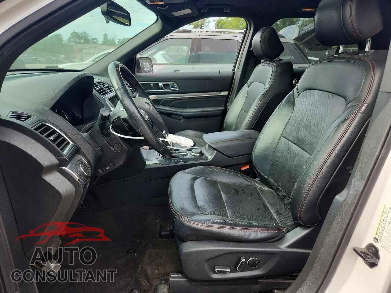 FORD EXPLORER 2017 - 1FM5K8GT7HGC52115