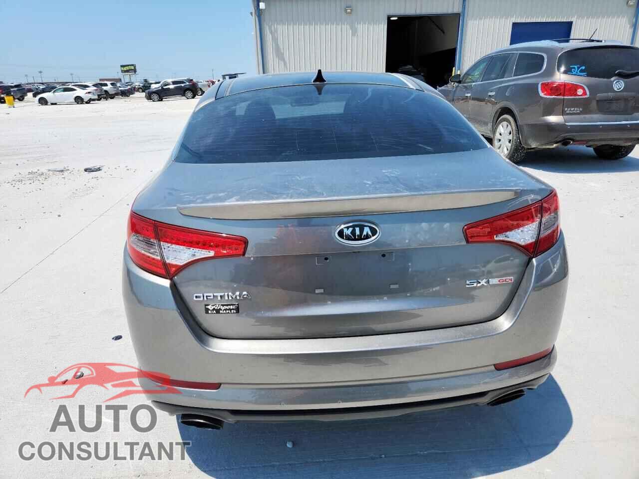KIA OPTIMA 2012 - 5XXGR4A69CG003982
