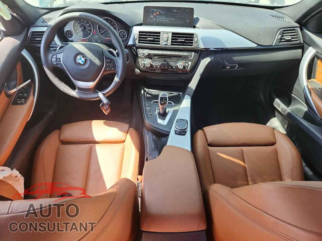 BMW 3 SERIES 2016 - WBA8E9G51GNU28521