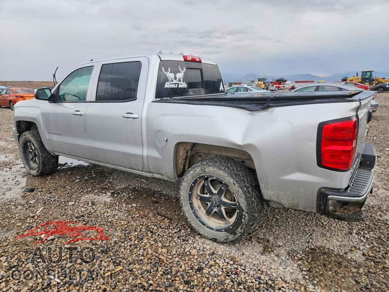 CHEVROLET SILVERADO 2015 - 3GCUKREC7FG219657