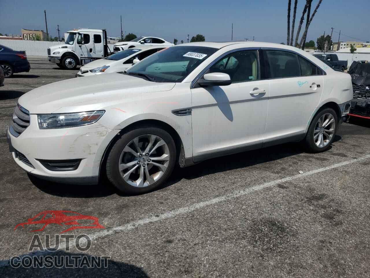 FORD TAURUS 2013 - 1FAHP2E82DG120958