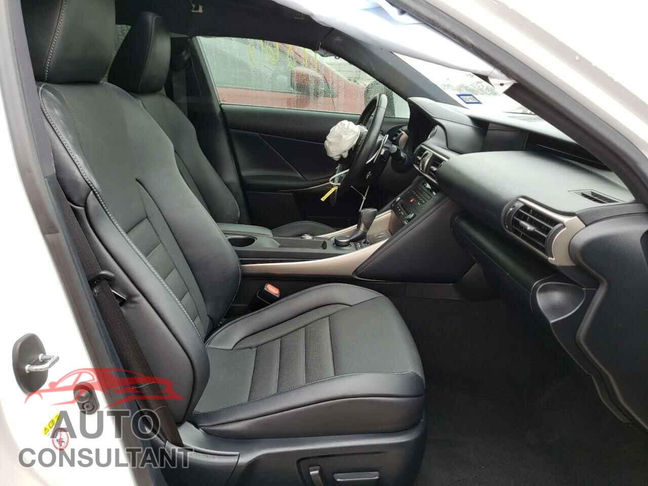 LEXUS IS 2019 - JTHBA1D20K5085448
