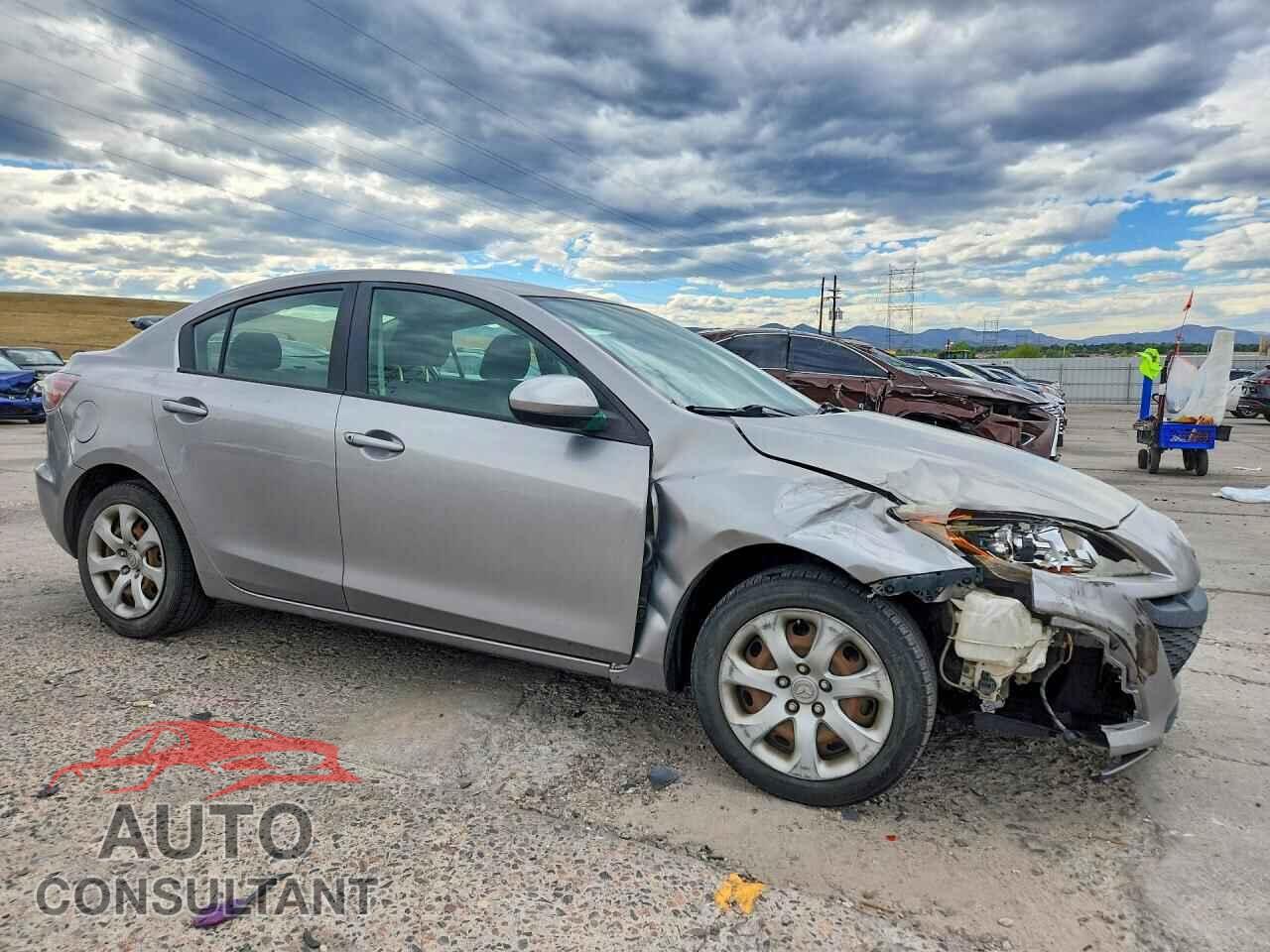 MAZDA 3 2011 - JM1BL1UF2B1405598