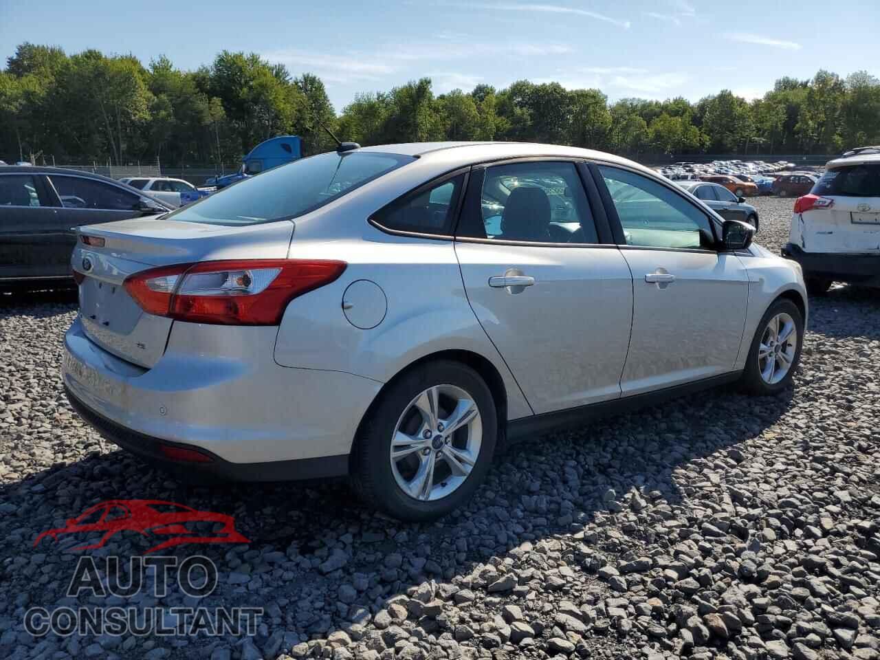 FORD FOCUS 2014 - 1FADP3F29EL359270