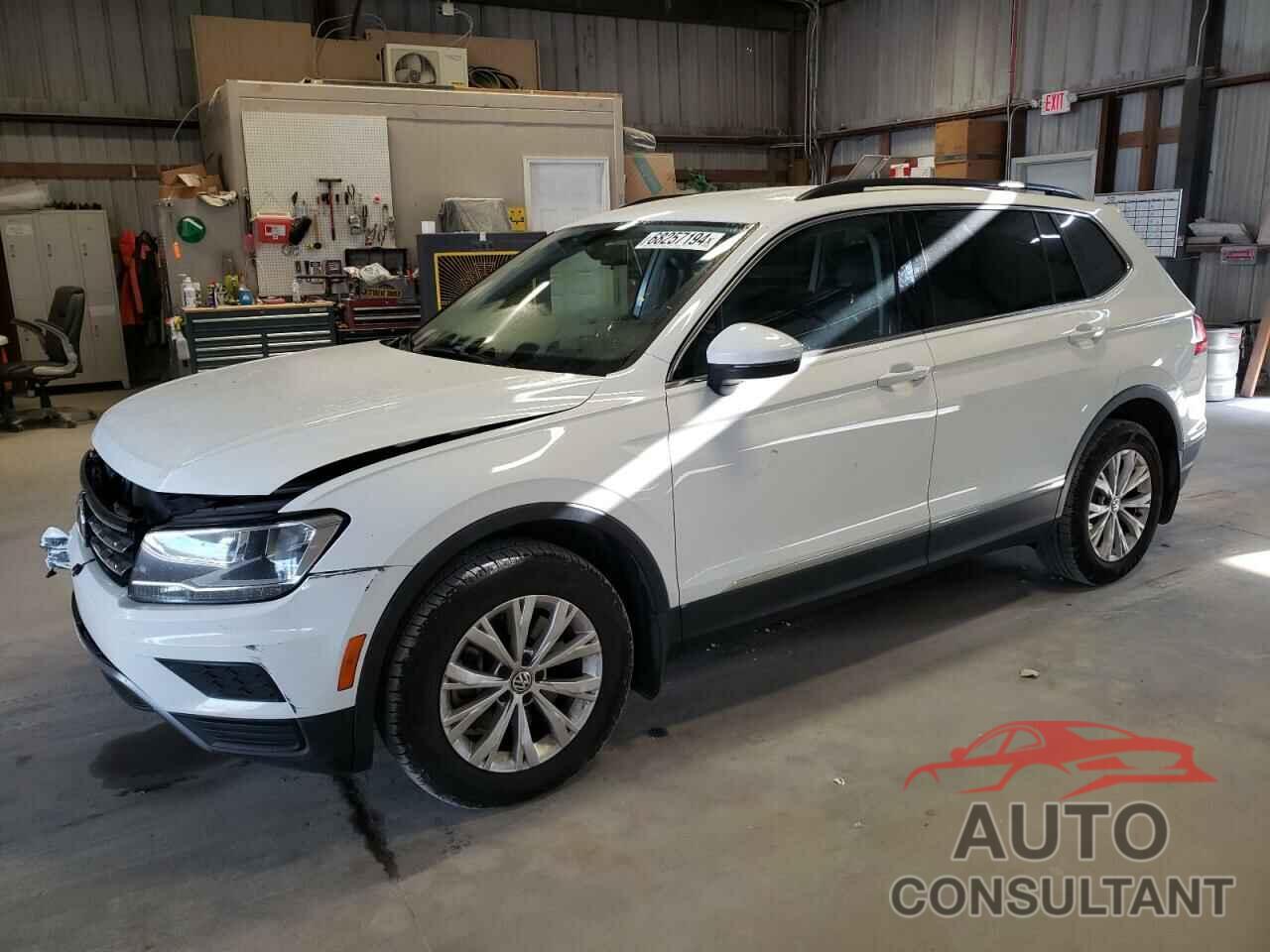 VOLKSWAGEN TIGUAN 2018 - 3VV3B7AX6JM078407