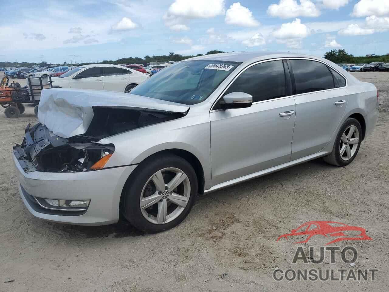 VOLKSWAGEN PASSAT 2015 - 1VWAT7A35FC082101