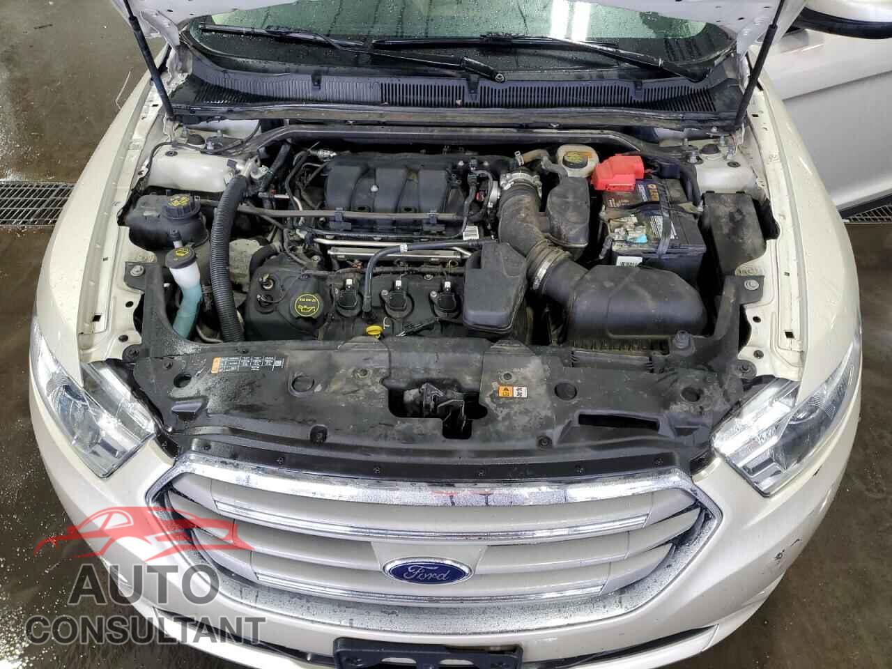 FORD TAURUS 2017 - 1FAHP2H80HG139087