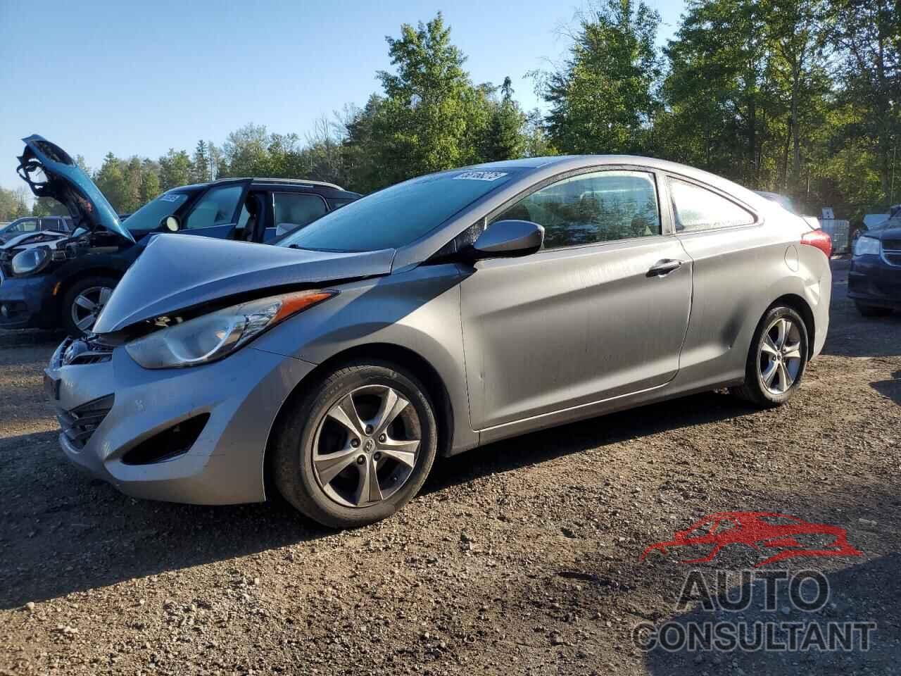 HYUNDAI ELANTRA 2013 - KMHDH6AE5DU001646