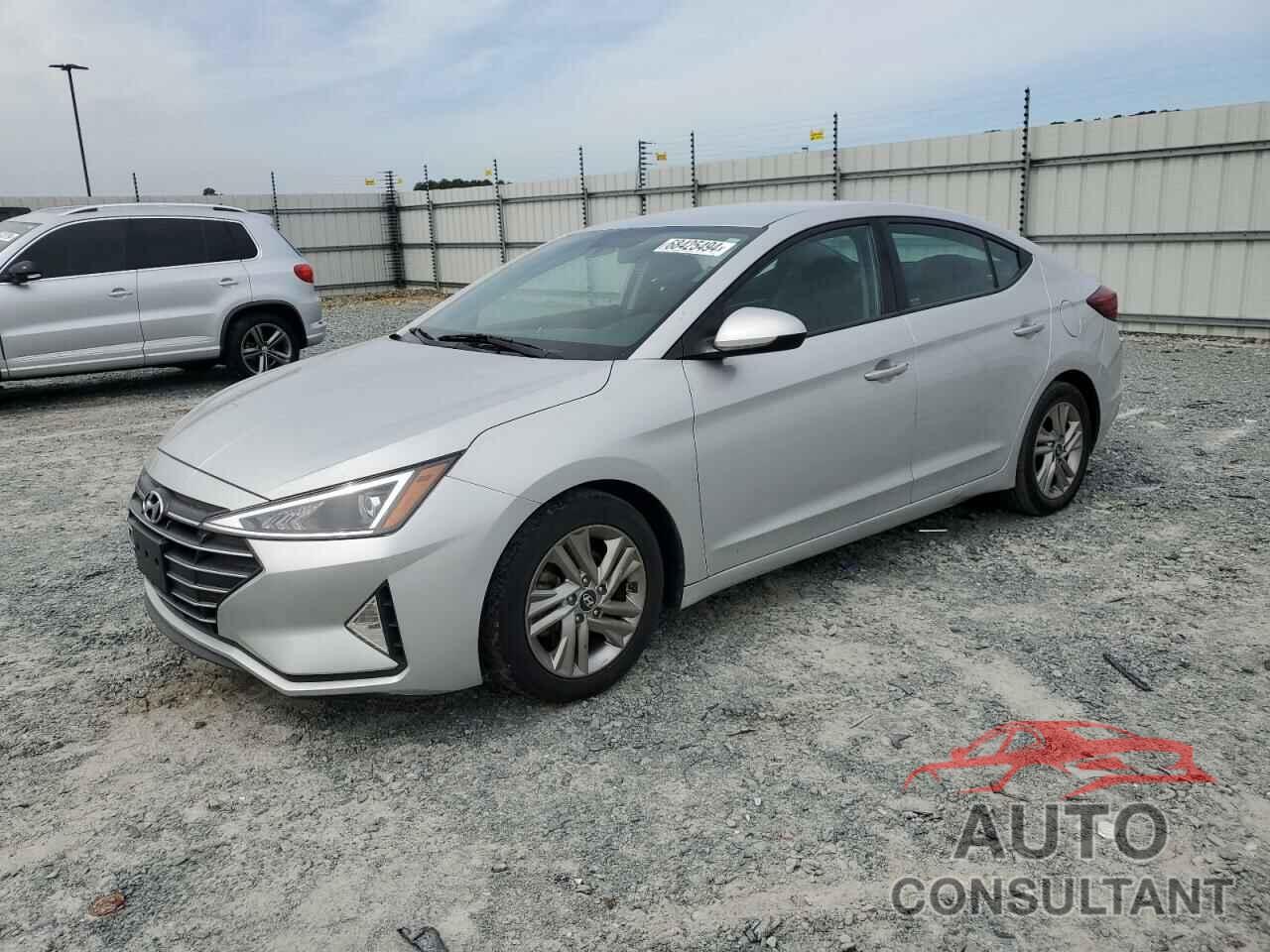 HYUNDAI ELANTRA 2020 - 5NPD84LF0LH535502