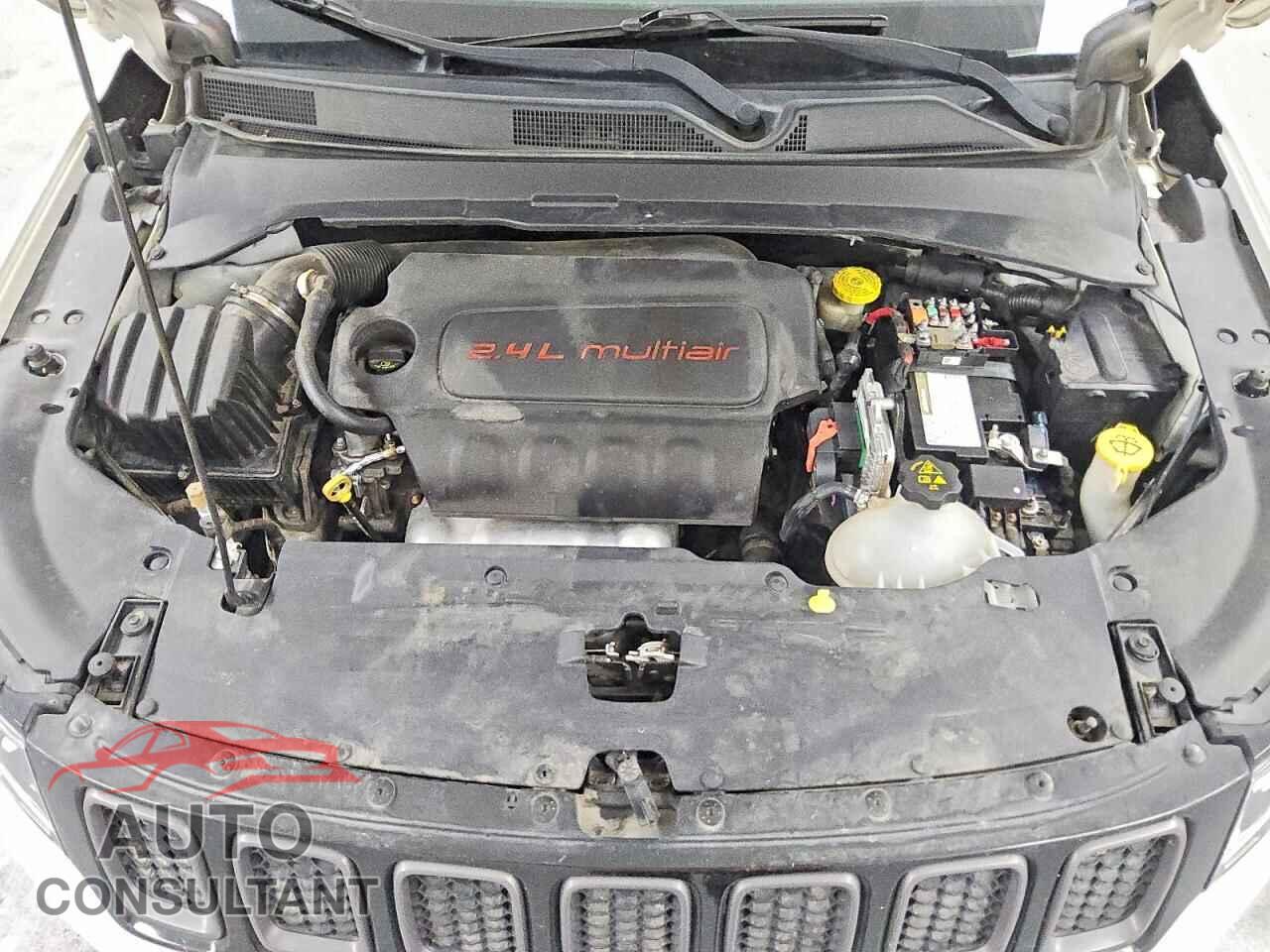 JEEP COMPASS 2018 - 3C4NJDDB2JT198896