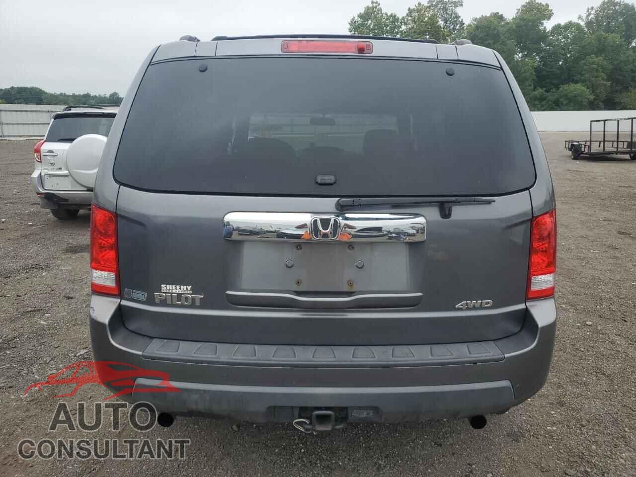 HONDA PILOT 2011 - 5FNYF4H27BB023813
