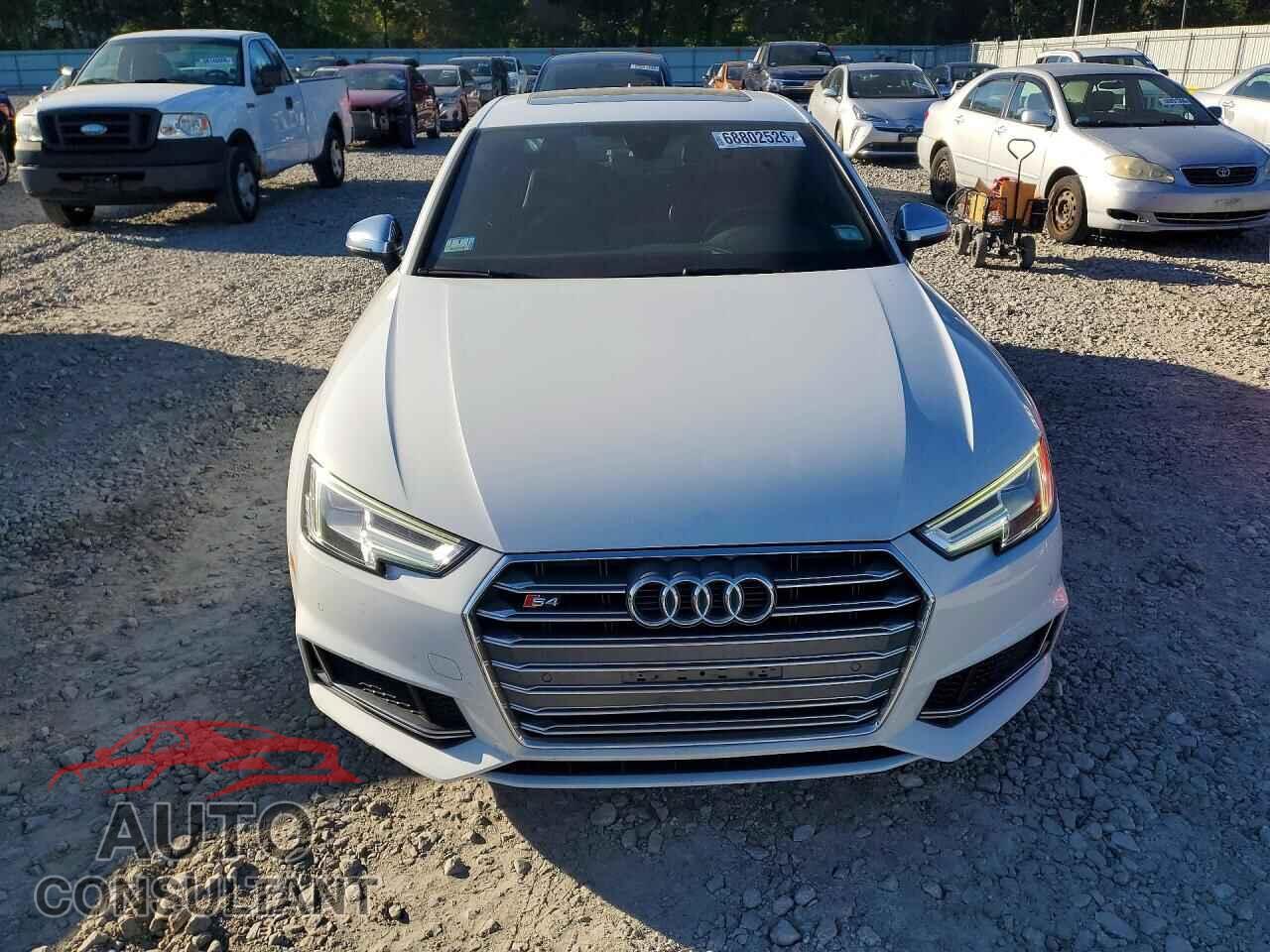 AUDI S4/RS4 2018 - WAUB4AF42JA145529