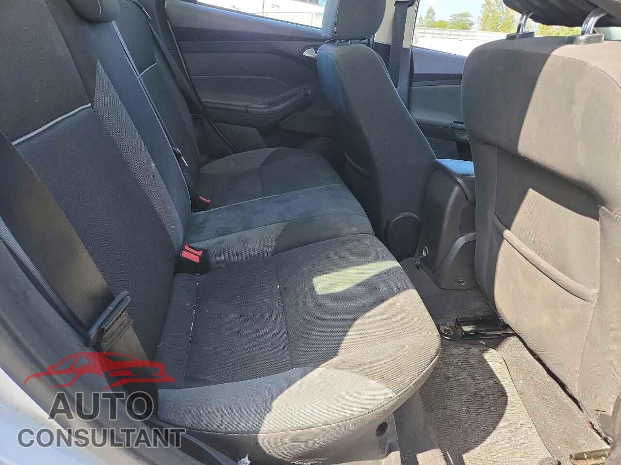 FORD FOCUS 2013 - 1FADP3K24DL367779