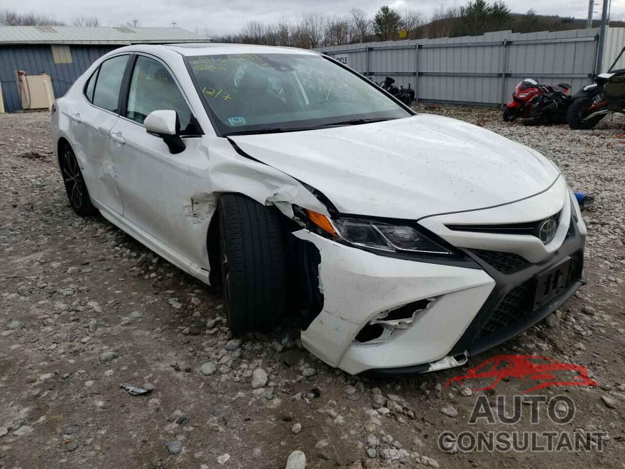 TOYOTA CAMRY 2020 - 4T1G11BK9LU015931