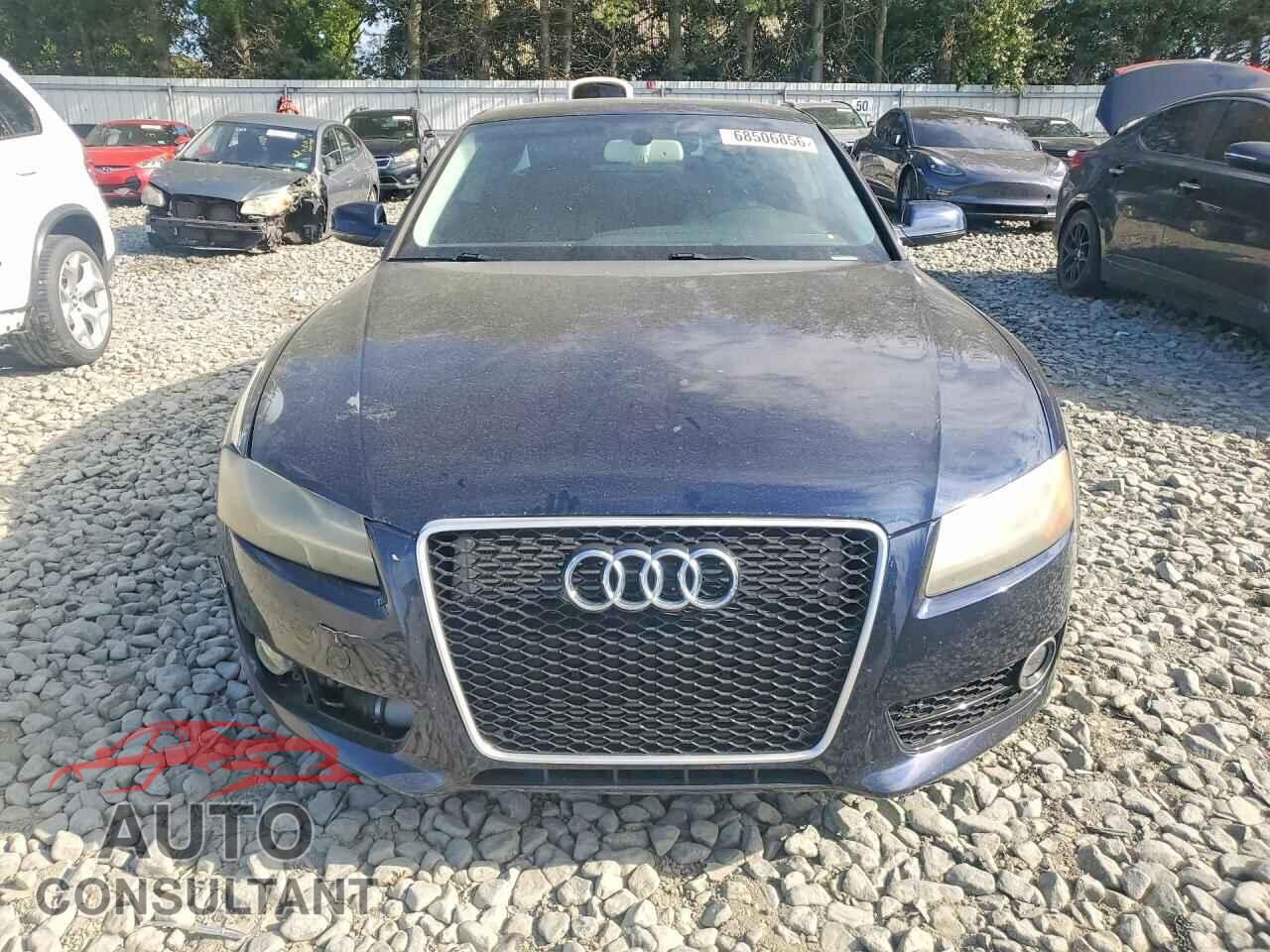 AUDI A5 2011 - WAUVFAFR0BA058328