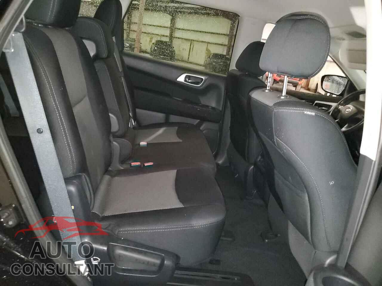 NISSAN PATHFINDER 2017 - 5N1DR2MM1HC632950